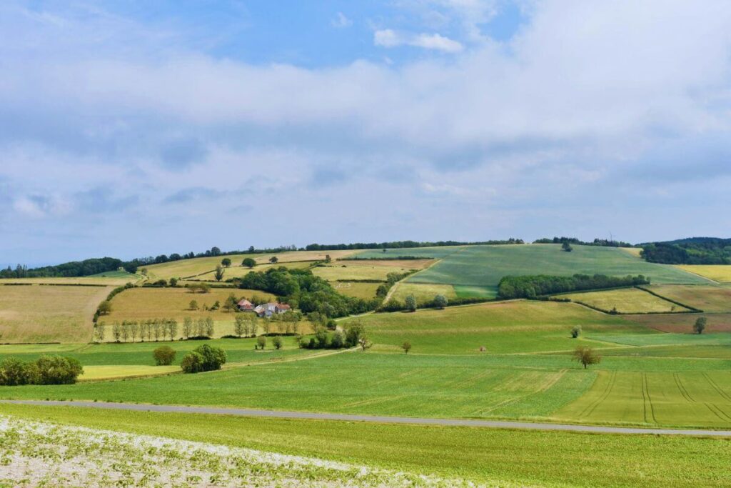 1 dia em Charroux: Descobrindo cidades da França para visitar